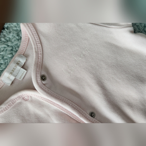 Authentic BURBERRY CHILDREN cardigans 6M - Picture 2 of 6